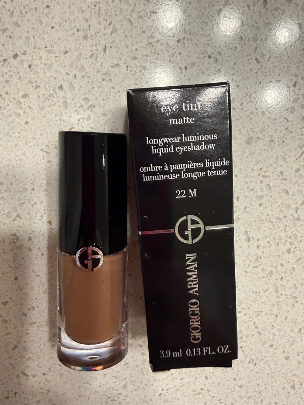 Giorgio Armani Eye Tint Matte Liquid Eyeshadow 22M Brown new in box full size - Picture 1 of 2